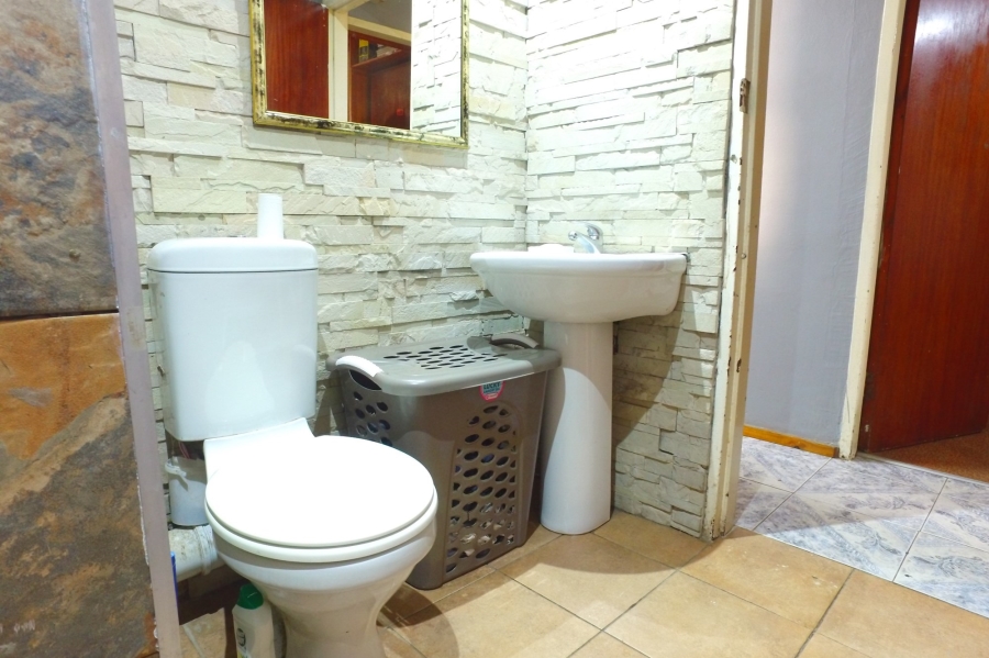 2 Bedroom Property for Sale in Westridge Western Cape